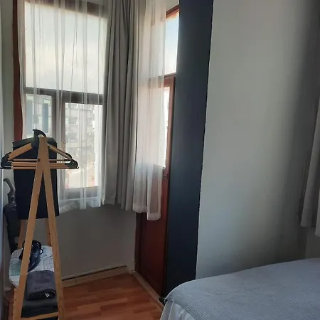Apart-hotel Cihangir House 2 *