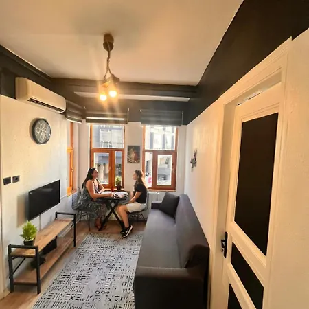 Cihangir House 2